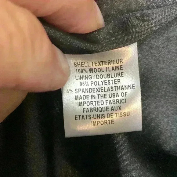 Milly 100% Wool Car Coat, 4 Buttons up the Front, 2 pockets, Dry Clean , Size 2 - Picture 5 of 7